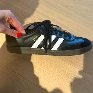 Adidas Sambaa